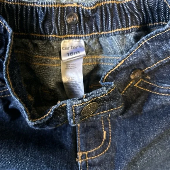 Kids 3-Piece Bundle Carter's, Circo Khakis & Garanimals 18M - Picture 6 of 7